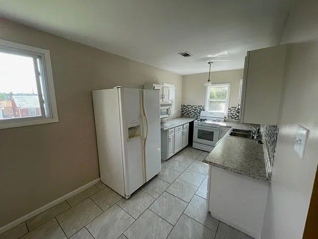 2113 Orchard St, Munhall, PA 15120