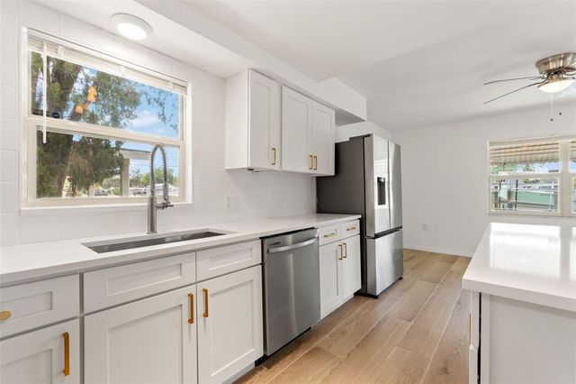 13930 SOMMERS AVENUE, Hudson, FL 34667