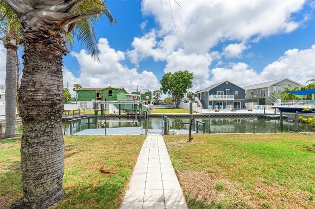13930 SOMMERS AVENUE, Hudson, FL 34667