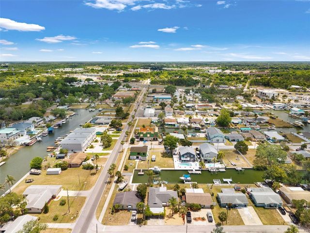 13930 SOMMERS AVENUE, Hudson, FL 34667