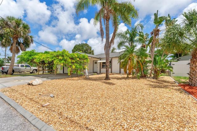 13930 SOMMERS AVENUE, Hudson, FL 34667