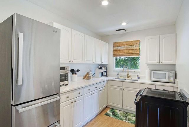 1578 Thumb Point Dr, Fort Pierce, FL 34949