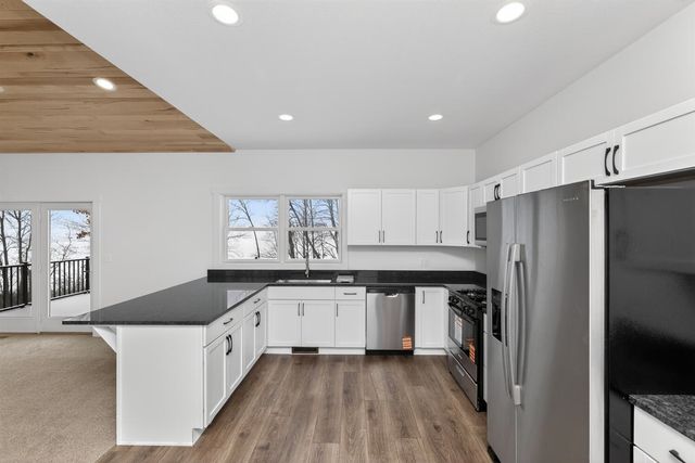 11582 M-60, Three Rivers, MI 49093