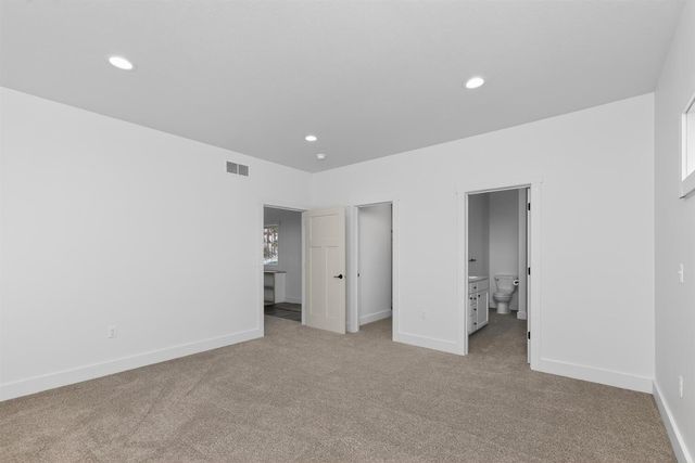 11582 M-60, Three Rivers, MI 49093