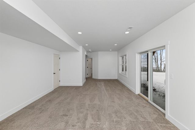 11582 M-60, Three Rivers, MI 49093