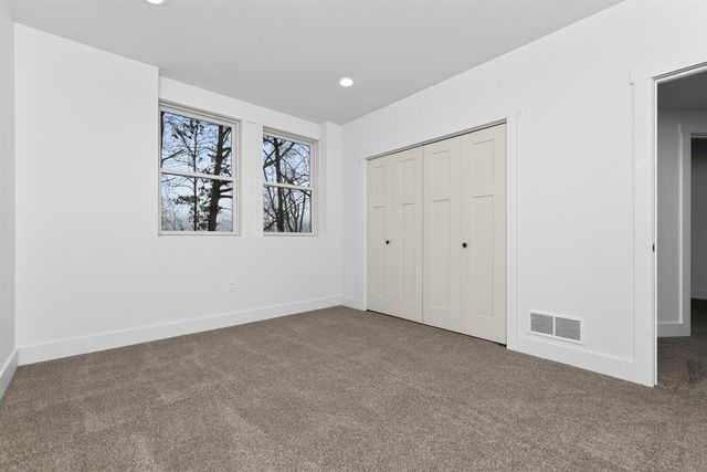 11582 M-60, Three Rivers, MI 49093