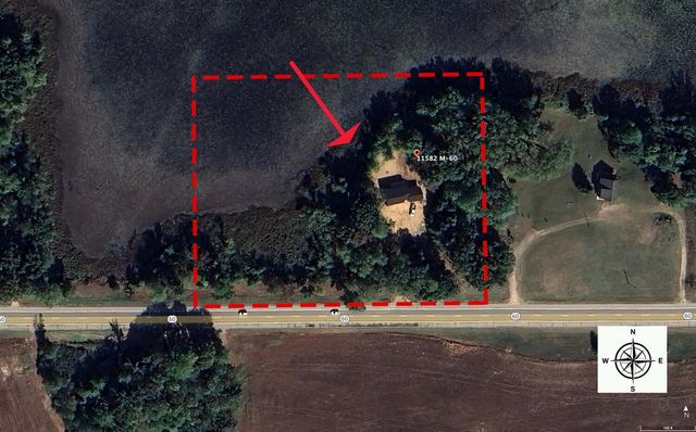 11582 M-60, Three Rivers, MI 49093