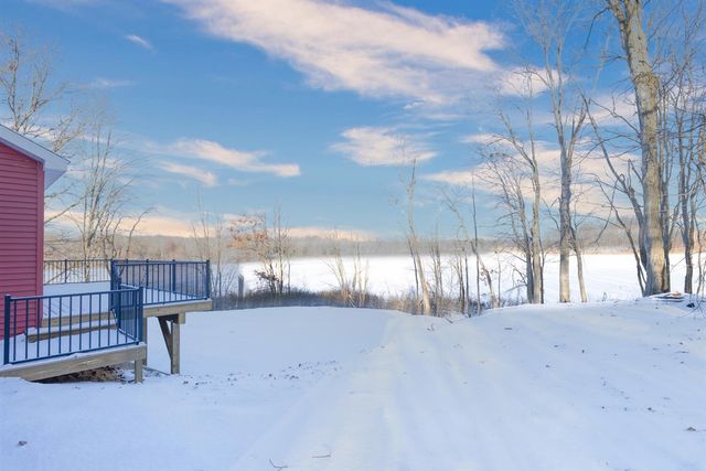 11582 M-60, Three Rivers, MI 49093