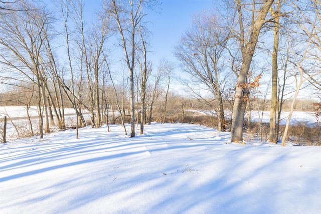 11582 M-60, Three Rivers, MI 49093