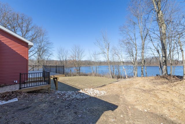 11582 M-60, Three Rivers, MI 49093