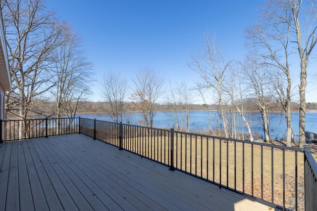 11582 M-60, Three Rivers, MI 49093