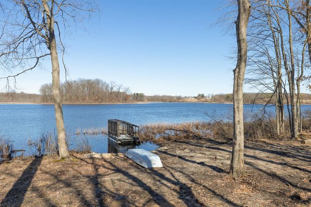 11582 M-60, Three Rivers, MI 49093
