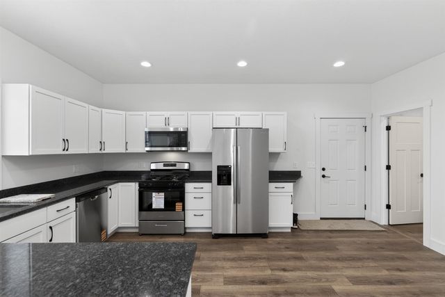 11582 M-60, Three Rivers, MI 49093