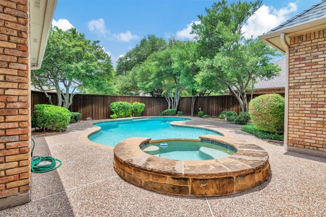 5834 SKY PARK Drive, Plano, TX 75093