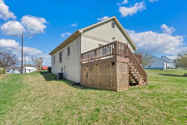 841 Bedford RD, Vinton, VA 24179