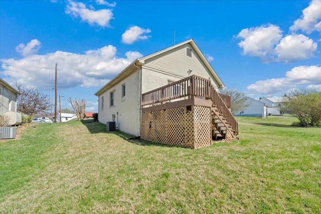 841 Bedford RD, Vinton, VA 24179