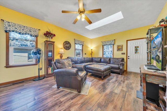 841 Bedford RD, Vinton, VA 24179