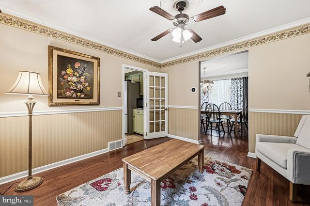 663 SERRILL DR, Hatboro, PA 19040