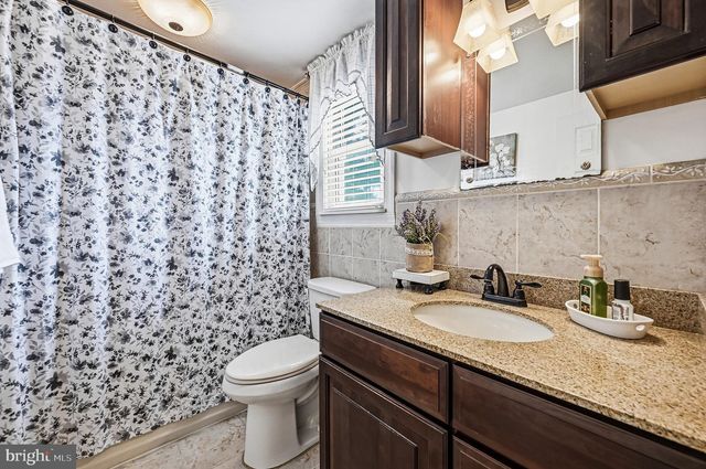 663 SERRILL DR, Hatboro, PA 19040