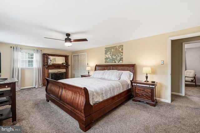 663 SERRILL DR, Hatboro, PA 19040