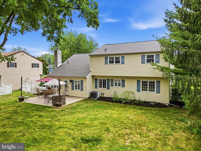 663 SERRILL DR, Hatboro, PA 19040