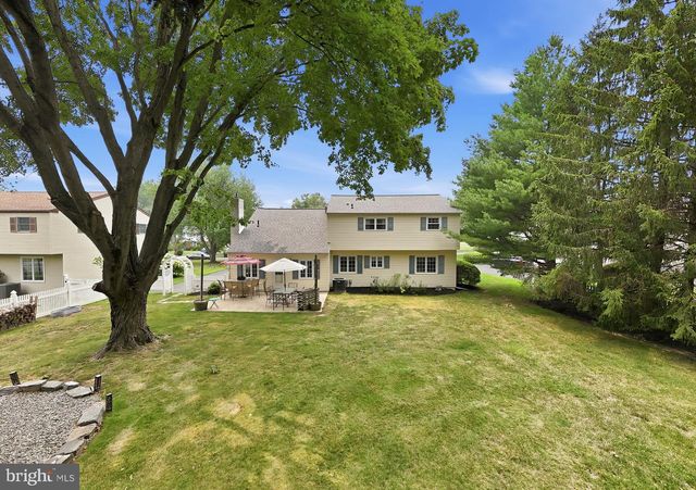 663 SERRILL DR, Hatboro, PA 19040