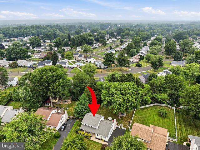 663 SERRILL DR, Hatboro, PA 19040