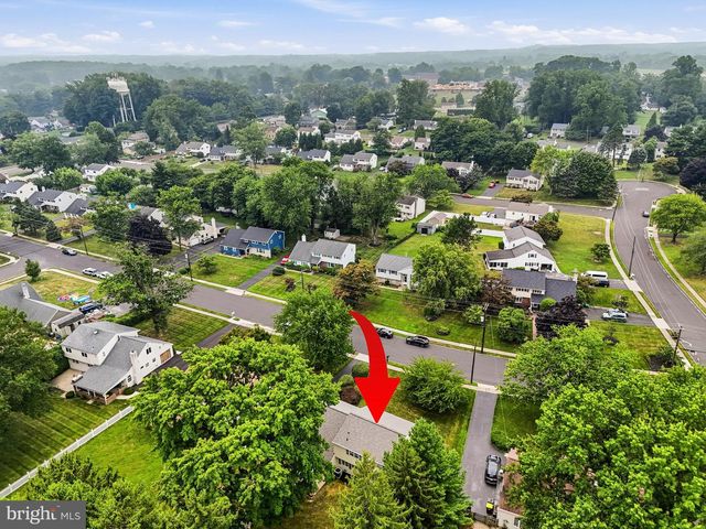 663 SERRILL DR, Hatboro, PA 19040