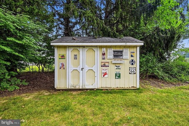 663 SERRILL DR, Hatboro, PA 19040