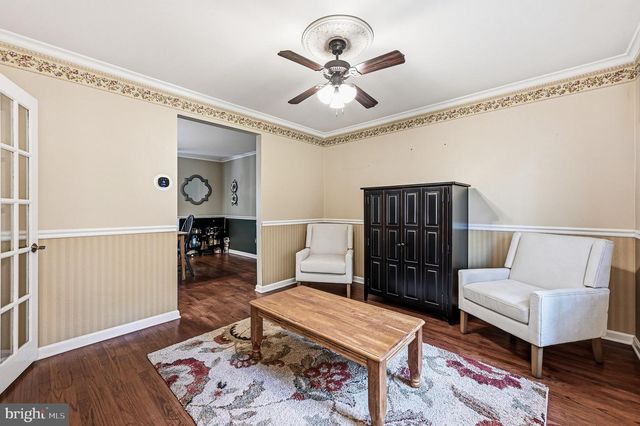 663 SERRILL DR, Hatboro, PA 19040