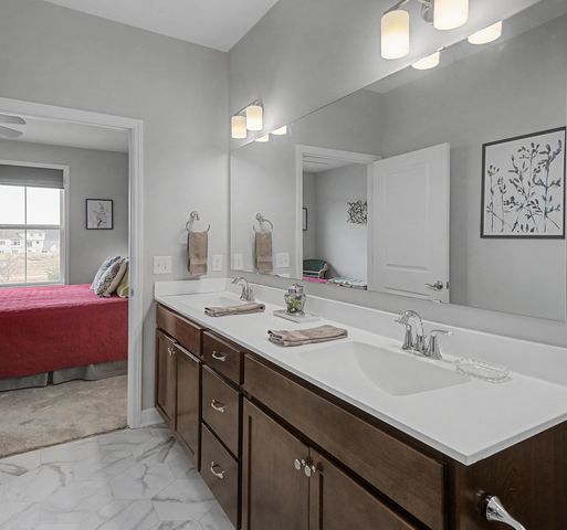 17917 Gresford Lane, Lakeville, MN 55044