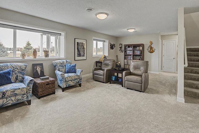 17917 Gresford Lane, Lakeville, MN 55044