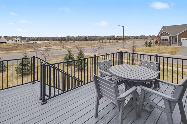 17917 Gresford Lane, Lakeville, MN 55044