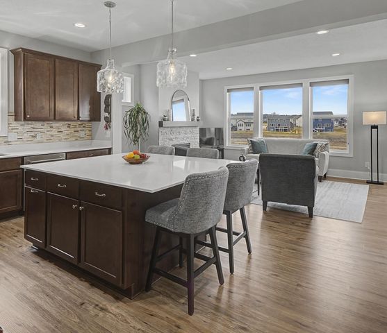 17917 Gresford Lane, Lakeville, MN 55044