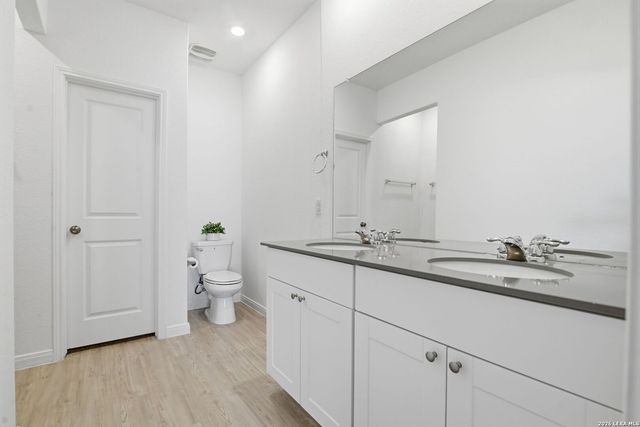 12811 Sage Turn, St Hedwig, TX 78152