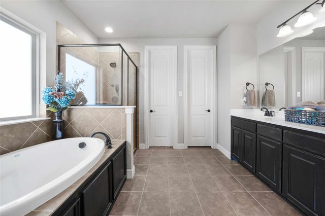 3508 Laurenwood Drive, Crowley, TX 76036