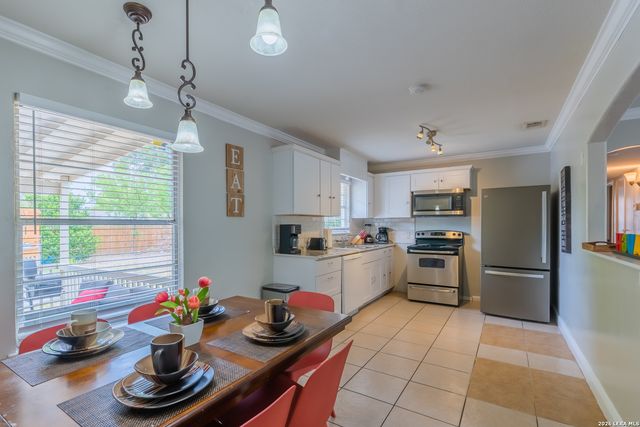 4415 Chedder, San Antonio, TX 78229