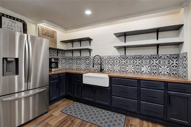 115 Lindsey Drive, Cartersville, GA 30120