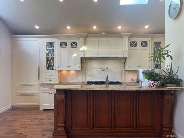 22469 76th Road, Bayside, NY 11364