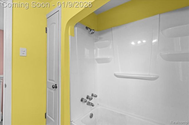 944 Kings Highway, Lincoln Park, MI 48146