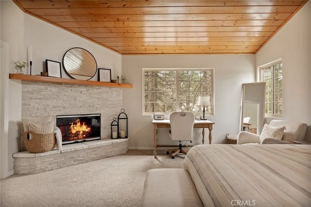 32425 Snowshoe, Running Springs, CA 92382