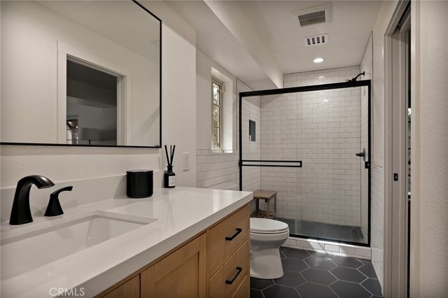 32425 Snowshoe, Running Springs, CA 92382