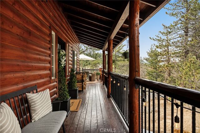 32425 Snowshoe, Running Springs, CA 92382