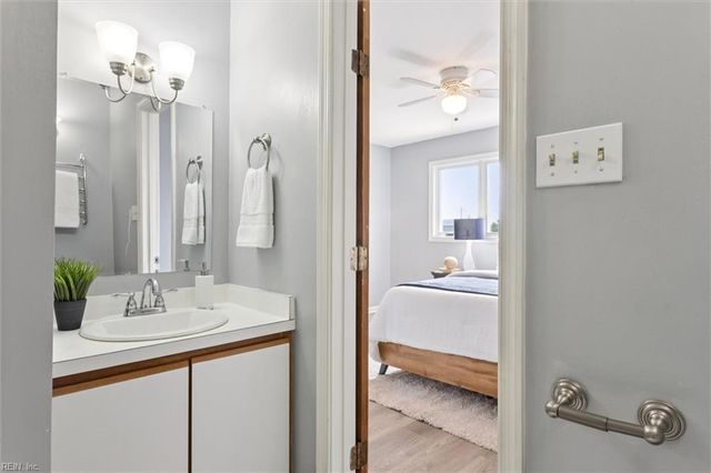 824 W Ocean View Ave Apt J, Norfolk, VA 23503