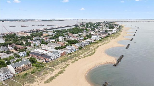 824 W Ocean View Ave Apt J, Norfolk, VA 23503