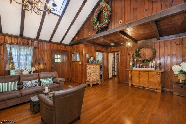7 Woodbine Ln, Sparta Twp., NJ 07871