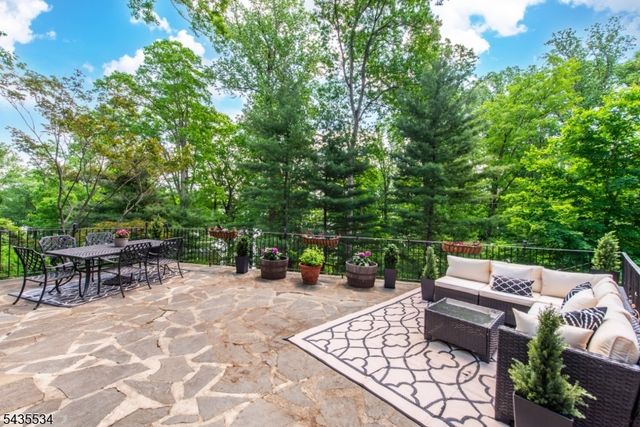 7 Woodbine Ln, Sparta Twp., NJ 07871