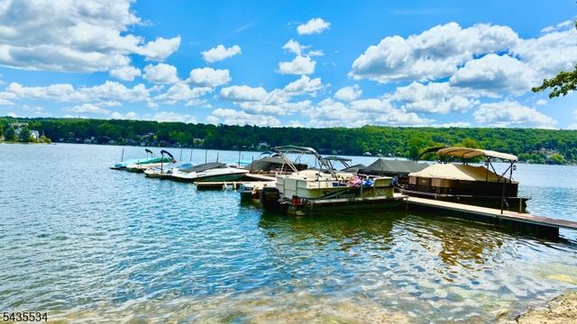 7 Woodbine Ln, Sparta Twp., NJ 07871