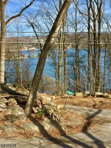 7 Woodbine Ln, Sparta Twp., NJ 07871
