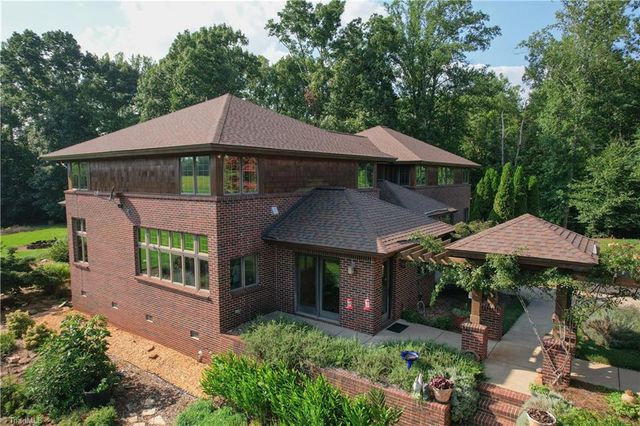 4680 River Bluff Farms Road, Tobaccoville, NC 27050